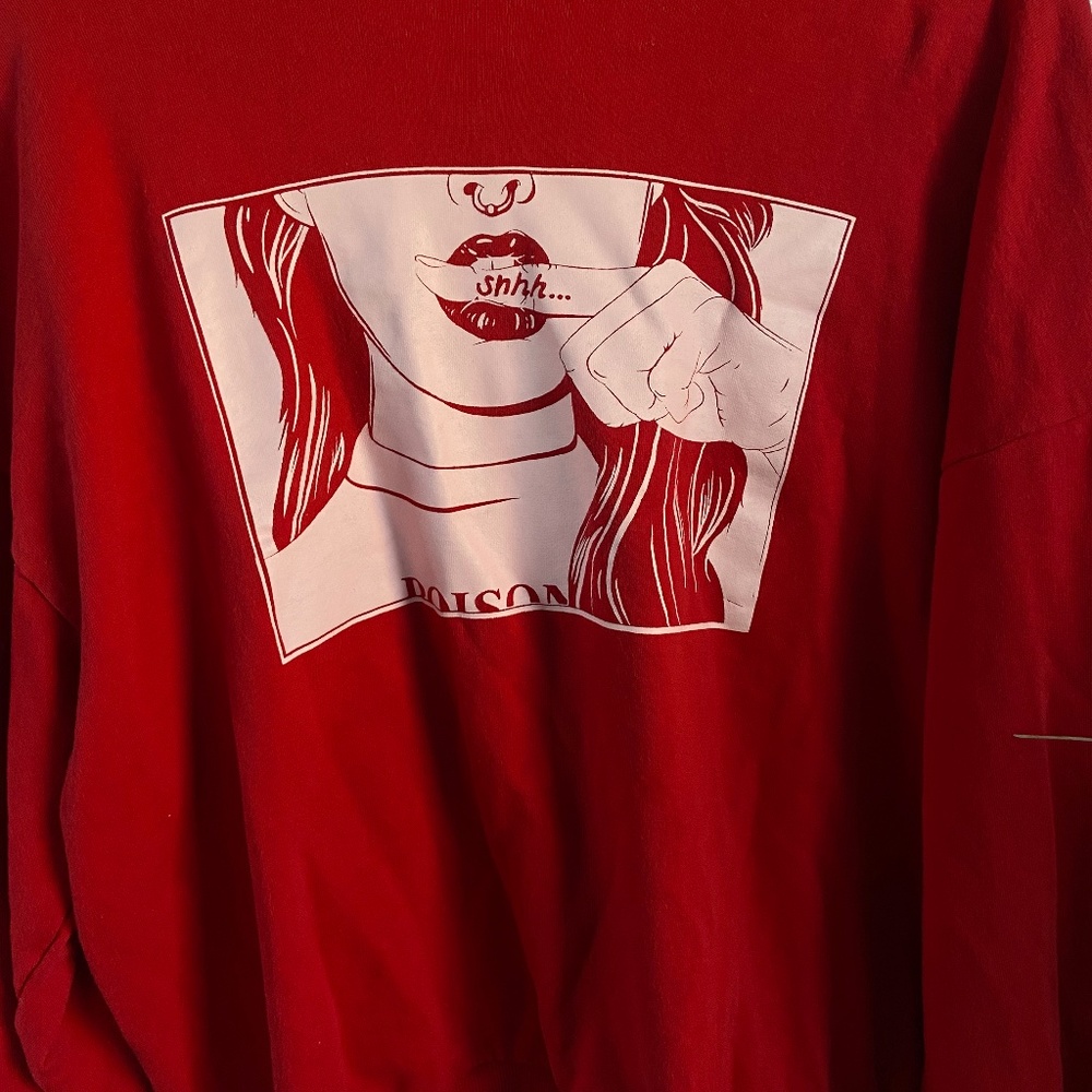 Red Crew Neck - Crop